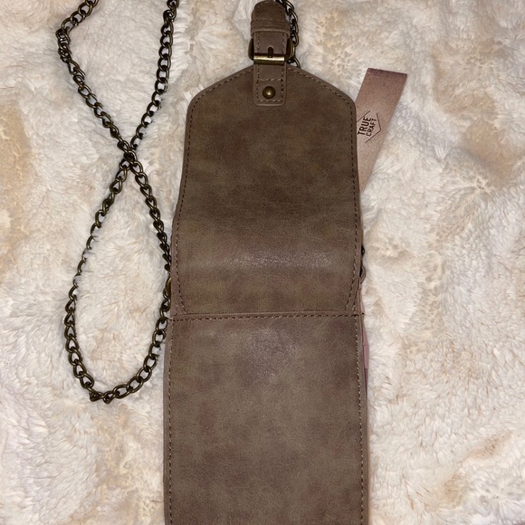 Striped Crossbody Bag NEW WITH TAGS ~ TRUE CRAFT - Picture 5 of 5